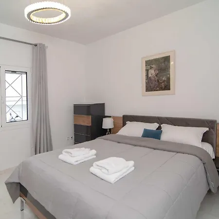 Infinity View, The Apartment
