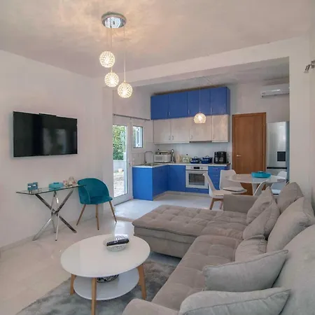 Infinity View, The Apartment