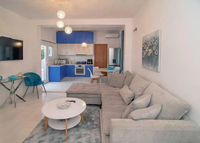 Infinity View, The Náuplia